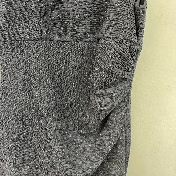 Eliza J 8 Gray Beaded Side Ruched Sleeveless Dress Metallic Embellished party - Picture 7 of 7